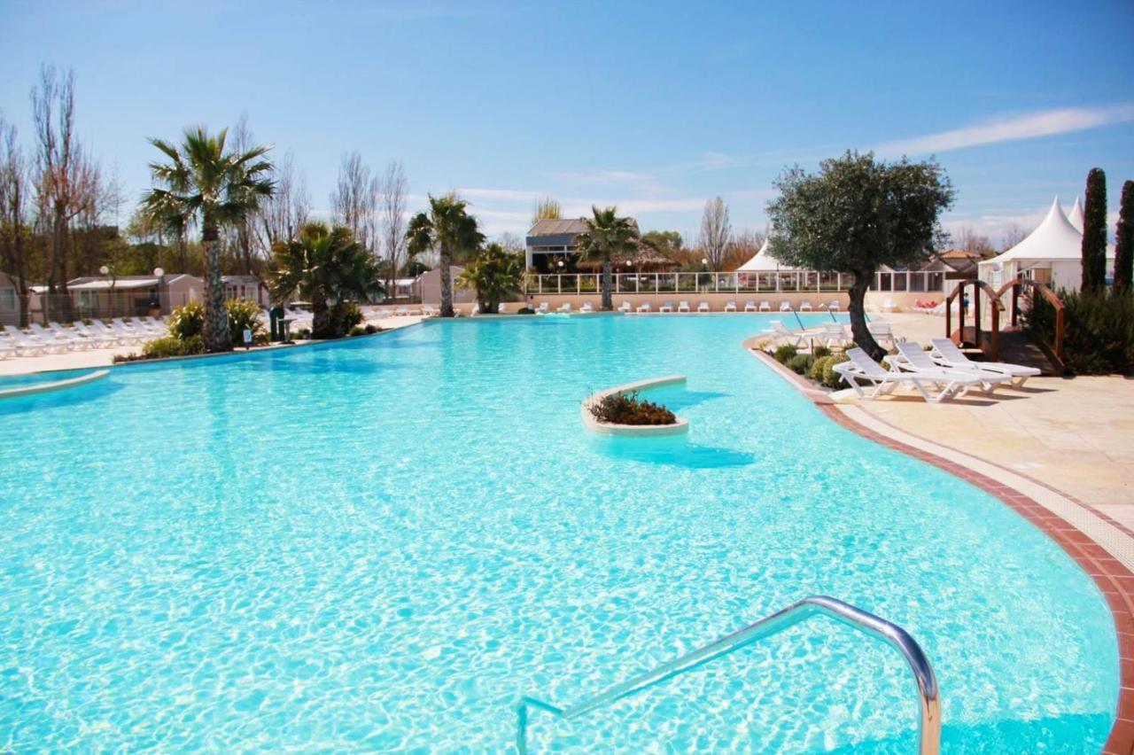Mobil-home Vi 58 A - La Carabasse - Siblu Avec Piscine * Vias